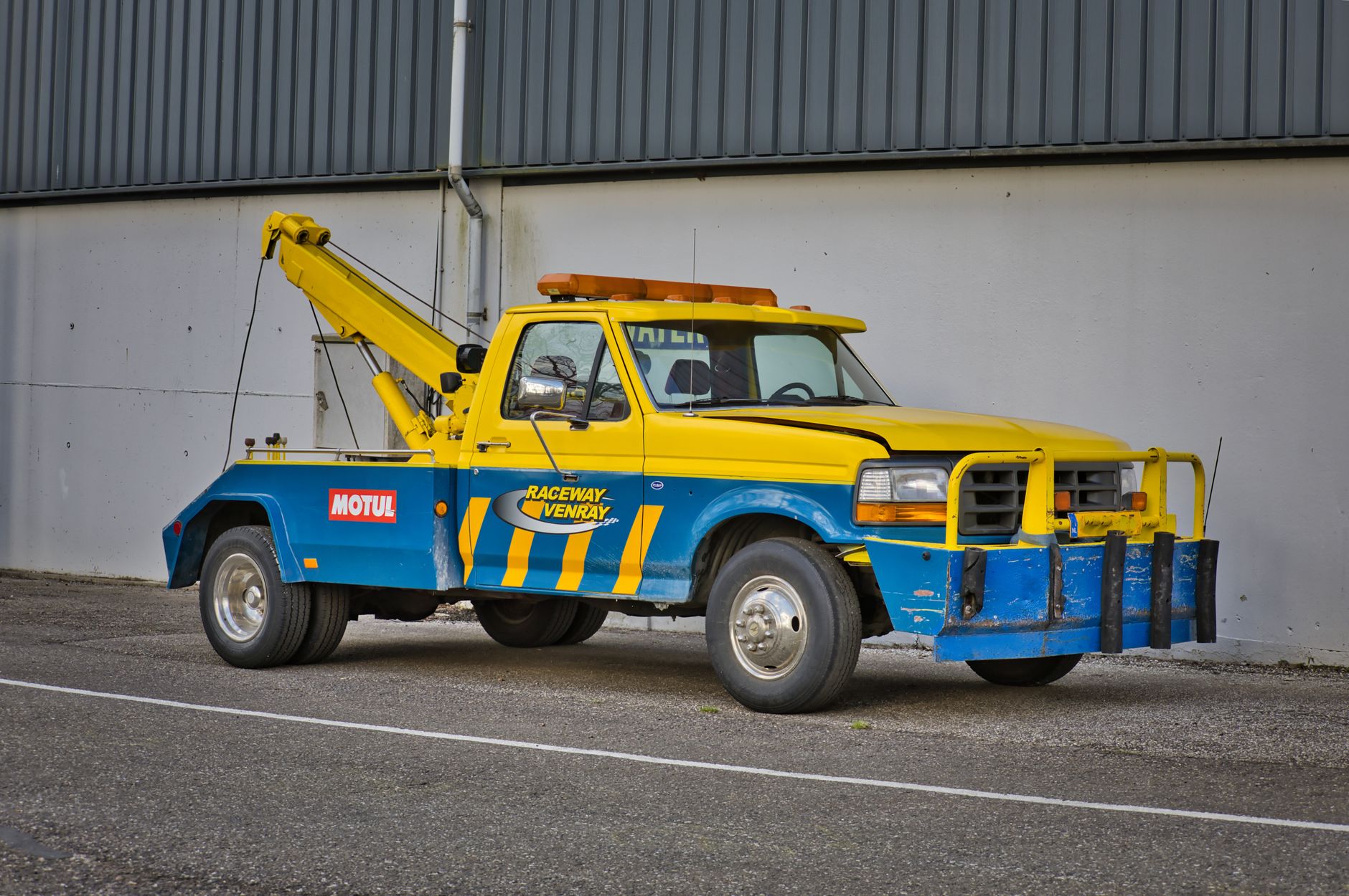 Remorquage voiture équipe à Saint-Sébastien-sur-Loire